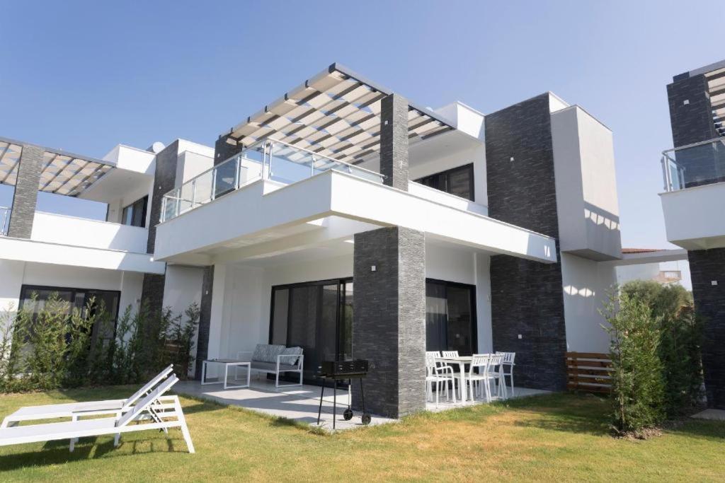 Villa Lux Et Mare Pefkochori