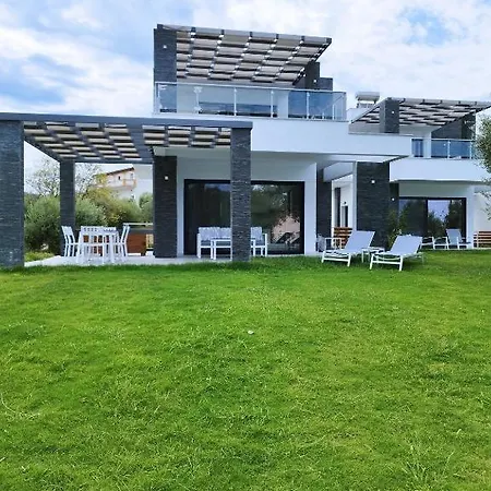 Lux Et Mare Villa Pefkochori Exterior photo
