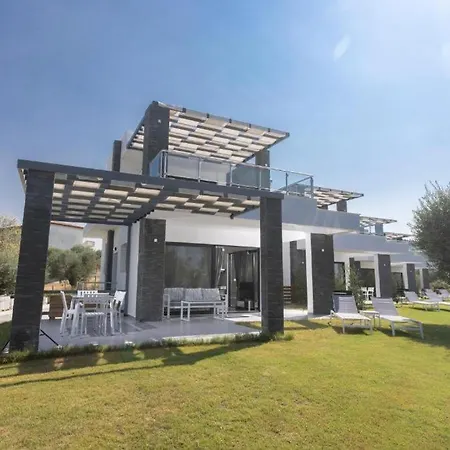 Lux Et Mare Villa Pefkochori Exterior photo